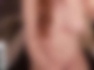 Live cam show with ari-kittyy - College on CamwithHer
