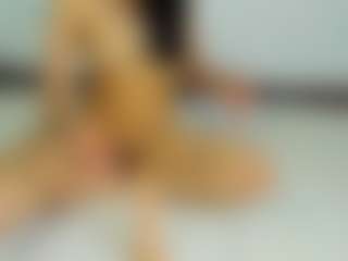 Aurora's Live Sex Cam Show