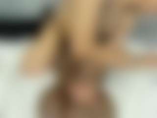 Aurora's Live Sex Cam Show