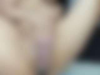 Live cam show with Aurora - Body Massage on CamSodaAdn