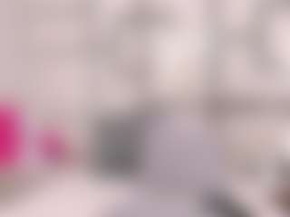Live cam show with Aurora - Pantyoff on livesuperchat.net