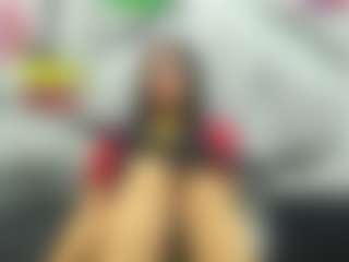 Live cam show with Crystal - Glasses on CamClone
