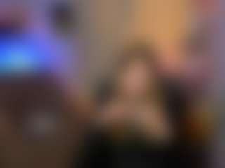 elyra-lir's Live Sex Cam Show