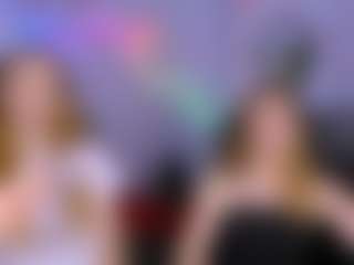 elyra-lir's Live Sex Cam Show