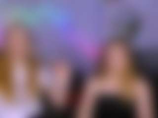 elyra-lir's Live Sex Cam Show
