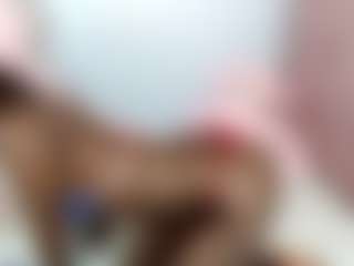 EmmaRoswel's Live Sex Cam Show