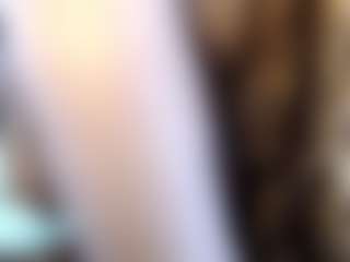 Live cam show with EmmaRoswel - Teasing on SpankPalCams