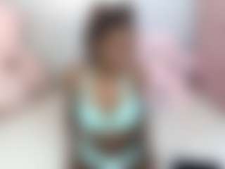 EmmaRoswel's Live Sex Cam Show