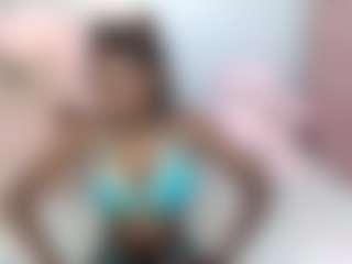 EmmaRoswel's Live Sex Cam Show