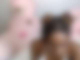 Live cam show with EmmaRoswel - Ebony on CamSodaAdn
