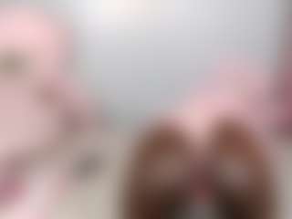 EmmaRoswel's Live Sex Cam Show