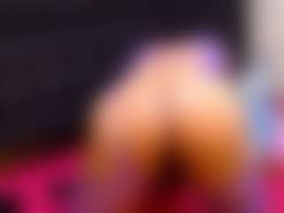 Live cam show with FireMontanah - Ass To Mouth on Milfs Live
