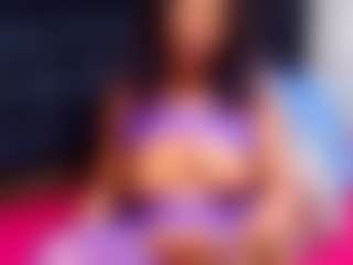Live cam show with FireMontanah - Camel Toe on Dolls Live
