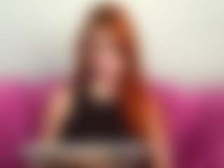 Live cam show with GraceYeagley - Gagging on Camsoda