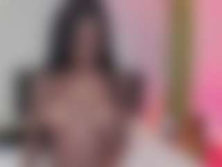 Live cam show with IsaChloe - Muscle on Camming Site