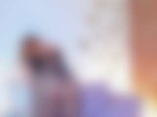 Live cam show with lucy-davies - Colombia on Camming Site