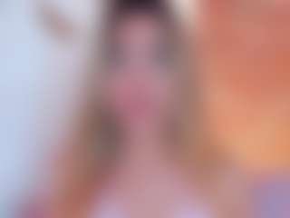 lucy-davies's Live Sex Cam Show