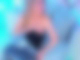 lucy-davies's Live Sex Cam Show