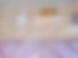 Live cam show with lucy-davies - Colombia on Gym Cam Girls