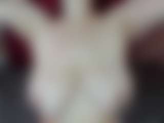 Live cam show with Meganmeyerks - Nipple Piercings on madthumbs