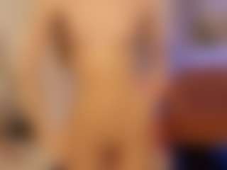 Live cam show with Nixxora - Athletic Blowjob on Camming Site