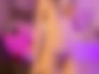 Live cam show with Nixxora - Smoking on StripNow