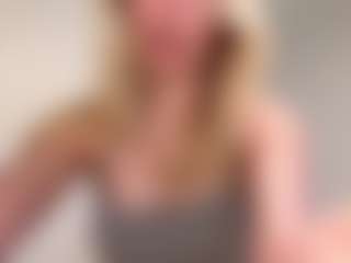 Oly's Live Sex Cam Show