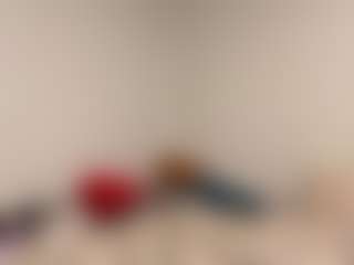 Live cam show with Oly - Green Eyes on TastyBlacksLive
