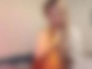 Live cam show with Oly - Domination on liverealitysex.com