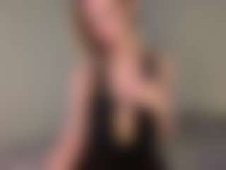 Live cam show with Oly - Blonde Hair on SinfulBabes