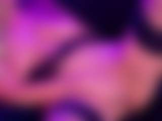 Live cam show with SiennaShinee - Normal on Soda Cam