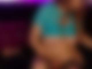 Live cam show with SiennaShinee - Granny Big Tits on Soda Cam