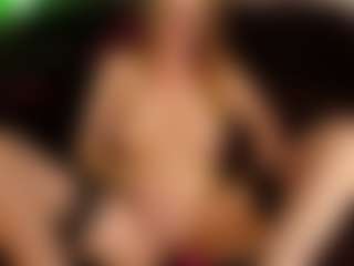 Live cam show with SiennaShinee - Granny Blonde Hair on studioflirtlive.com
