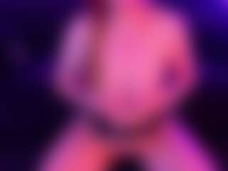 Live cam show with SiennaShinee - Granny Big Ass on milfzrlive.com