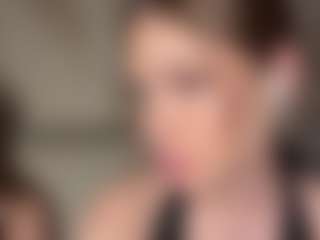SixtaFee's Live Sex Cam Show
