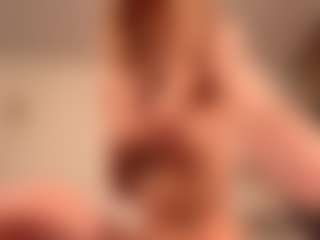Live cam show with SuzetteDillon - Ass Clapping on Camsoda