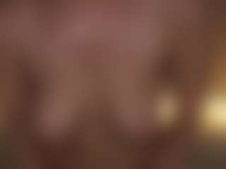 TraciKuhnel's Live Sex Cam Show