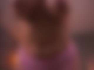 TraciKuhnel's Live Sex Cam Show