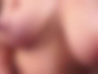 TraciKuhnel's Live Sex Cam Show