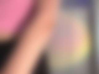 Live cam show with ArnitaBaiza - Striptease on AdultVida.com