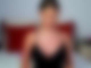 Live cam show with chloecheryy - Blue Eyes on Mixed Magazine Live