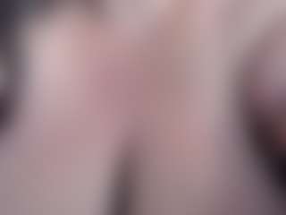 Live cam show with HoneyBunnyBBW - Body Massage on Stripli.com