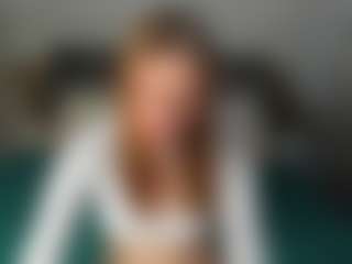 Kathrine-Meyer MILF webcam performer live streaming