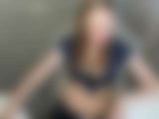 Live cam show with Kathrine-Meyer - Upskirt on Soda Cam