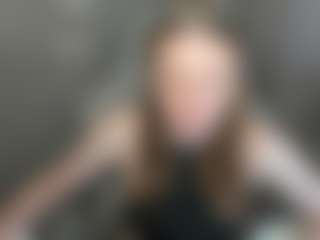 Live cam show with Kathrine-Meyer - Upskirt on xfollow cams