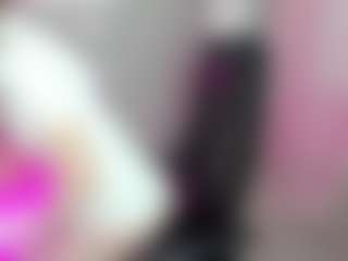 Live cam show with Kathrine-Meyer - Moaning on Livezox