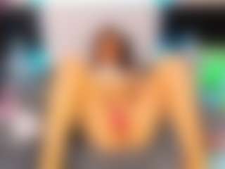 KiraNeww's Live Sex Cam Show