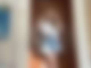 LaraeThurrell's Live Sex Cam Show