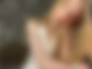 LaraeThurrell's Live Sex Cam Show