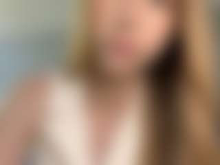 LaraeThurrell's Live Sex Cam Show